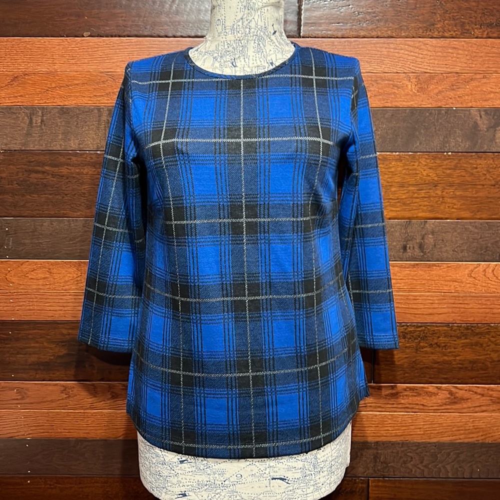 Van Heusen Crew Neck 3/4 Sleeve Keyhole Back Blue and Black Plaid Blouse